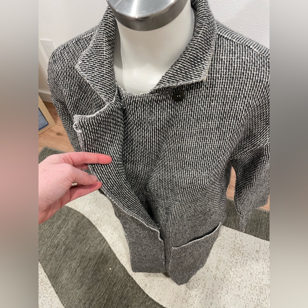 Eileen Fisher Medium Textured Cotton Sweater Coat, Medium. Like- New. - Picture 10 of 14